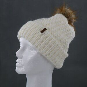 Eddie Bauer Knit Fleece Beanie Cream Cozycore Cottagecore Casual Everyday Sports